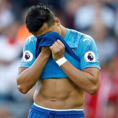 Henry respaldó a Alexis en su intención de salir del Arsenal