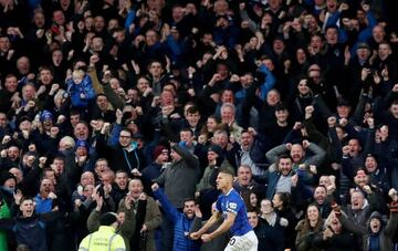 Richarlison celebrates scoring against Chelsea.