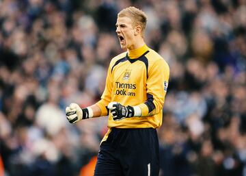 Ha vestido la camiseta del Manchester City en 348 ocasiones siendo cuatro veces Guante de Oro de la Premier League. Con el Manchester City ha ganado cuatro Premier League, una FA Cup, una Community Shield y una Copa de la Liga. Uno de los mejores guardametas que ha tenido el club inglés.