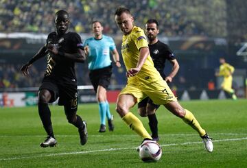 Una carrera a vueltas entre el Villarreal y el Valencia. El ruso se ha acostumbrado a vivir en la Comunidad Valenciana pues en 2015 jugó cedido en el equipo castellonense y en 2016 hizo lo propio pero en el Valencia. En 2017 jugó en propiedad en la entidad amarilla y finalmente fueron los del Turia los que adquirieron sus servicios de manera definitiva en el verano de 2019. Hoy es un futbolista de rotación y quiere continuar en el club che. 