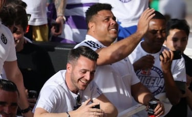 Ronaldo Naz¨¢rio se fija en la gesti¨®n del grupo City