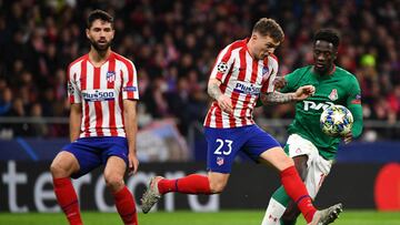 Felipe y Trippier ante el Lokomotiv.