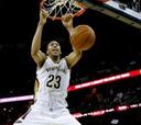 Anthony Davis se sale y bate su récord de puntos y rebotes