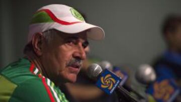 El técnico de la Selección Mexicana en conferencia de prensa.