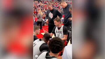 Pau Gasol hace de entrenador en Portland