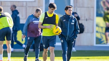 07/02/24 
ENTRENAMIENTO 
VILLARREAL 
MARCELINO GERARD MORENO 

