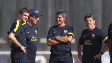 <b>PARTE DELS GOLAFRES. </b>Tito, Altimira y Roura, (dels Golafres) junto a Sirullo y De la Fuente (entrenador de porteros)