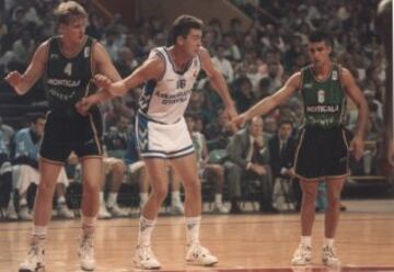 Mark McNamara, de 2,11 metros, jug車 en el Real Madrid de baloncesto.