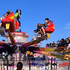 Se van a una feria de verano y la política de precios de la atracciones se vuelve viral: “Parece una oferta”
