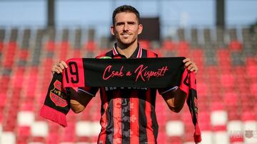 Imagen de Jáiro Samperio con la camiseta del Honved.