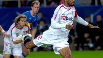 <b>DISCUTIDO. </b>La parada total en el tiro de penalti podría prohibirse.