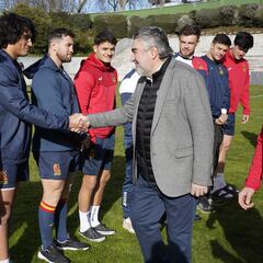 El presidente del CSD felicita a Los Leones por la clasificación mundialista