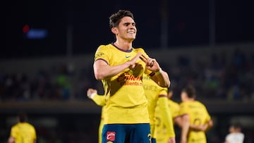 Israel Reyes celebrates his goal 0-1 of America during the 8th round match between Pumas UNAM and America as part of the Liga BBVA MX, Torneo Clausura 2025 at Olimpico Universitario Stadium, on February 22, 2025 in Mexico, City, Mexico.