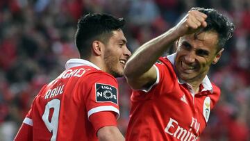 Raúl Jiménez, con asistencia de crack, le da el triunfo al Benfica