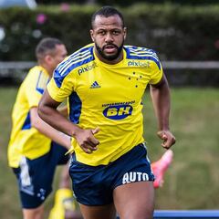 Sidnei interpone una demanda al Cruzeiro de Ronaldo