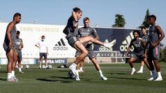 Bale se borra y está 'out'