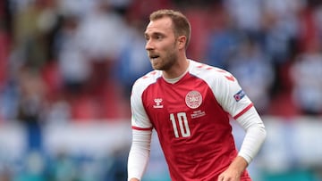 FILE PHOTO: Soccer Football - Euro 2020 - Group B - Denmark v Finland - Parken Stadium, Copenhagen, Denmark - June 12, 2021 Denmark&#039;s Christian Eriksen during the match Pool via REUTERS/Hannah Mckay/File Photo