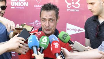 "No esperamos grandes nombres, sino gente que dé resultados"