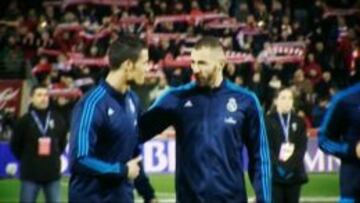 Benzema se interesa por el estado de Cristiano.