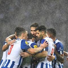 Presidente del Porto expresa su deseo de fichar a más jugadores mexicanos