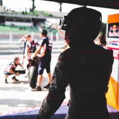 Honda sufre para incorporar el 'botón mágico' de Ducati