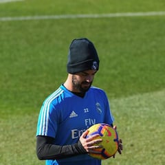 Adidas have Isco's back despite worst period at Real Madrid