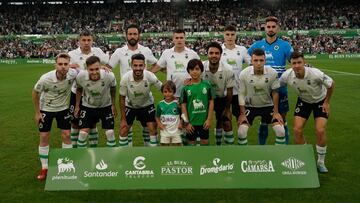 Alineación del Racing contra el Burgos.