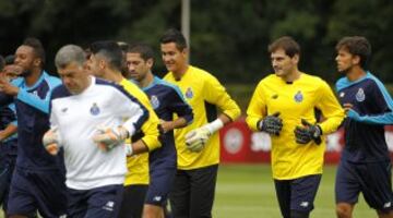 Primera sesión de Casillas con el Oporto