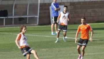 Lucas Orban, en un entrenamiento del Vaencia.