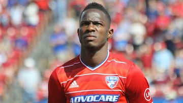 El seleccionado catracho y futbolista del FC Dallas, es considerado como el altruista de Nueva Armenia debido a que ha colaborado con varias obras hacia su ciudad.