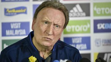 "Dos jugadores no quisieron venir al Cardiff tras lo de Sala..."