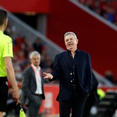 Javier Aguirre podría no continuar en el Mallorca