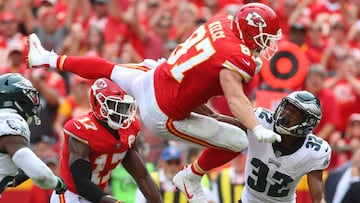 Sep 17, 2017; Kansas City, MO, USA; Kansas City Chiefs tight end Travis Kelce (87) leaps for a touchdown over Philadelphia Eagles cornerback Rasul Douglas (32) in the second half at Arrowhead Stadium. Mandatory Credit: Jay Biggerstaff-USA TODAY Sports