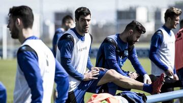 Jugadores del Alavés durante un entrenamiento.