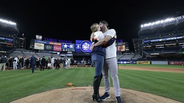 Kate Upton and Justin Verlander are still one of the nation’s most loyal couples. Let’s take a look at their history together