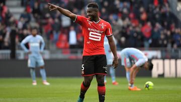 Gnagnon, en un partido con el Rennes.