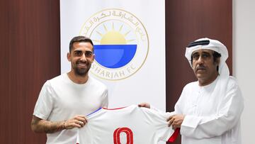 Alcácer rescinde y firma por tres años con el Al Sharjah 