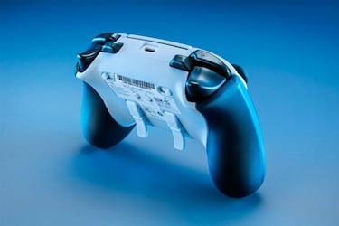 Así es el nuevo y llamativo mando de alto rendimiento Razer Wolverine V2 Pro para PS5 y PC