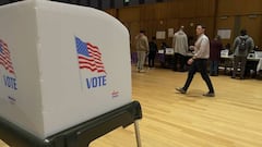 MARYLAND, U.S. - NOVEMBER 08: Voters arrive at the Silver spring County of Elections to cast their ballot for the 2022 midterm elections in Silver spring , Maryland , U.S., November 8 ,2022. (Photo by Yasin Ozturk/Anadolu Agency via Getty Images)