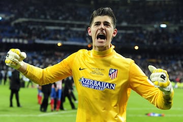 A su nuevo club, el Real Madrid, lo derrotó en la final de la Copa del Rey de 2012/13. El encuentro acabó 1-2 a favor de los rojiblancos gracias a los goles de Diego Costa y Miranda. Cristiano Ronaldo anotó por parte blanca.