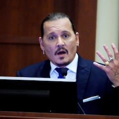 Johnny Depp finaliza su testimonio en la corte diciendo que es víctima de abuso doméstico