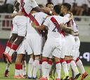 Perú despertó para ganar a Qatar con dos goles tardíos