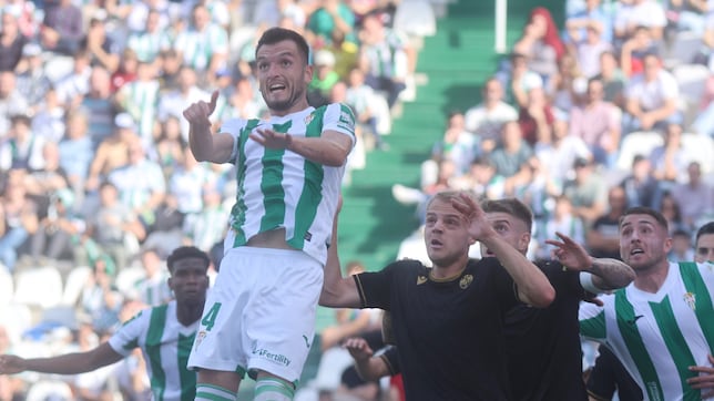 Lapeña, baja de última hora en El Molinón