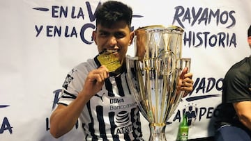 Jes&uacute;s Gallardo, campe&oacute;n de la Liga de Campeones de la Concacaf con Monterrey.