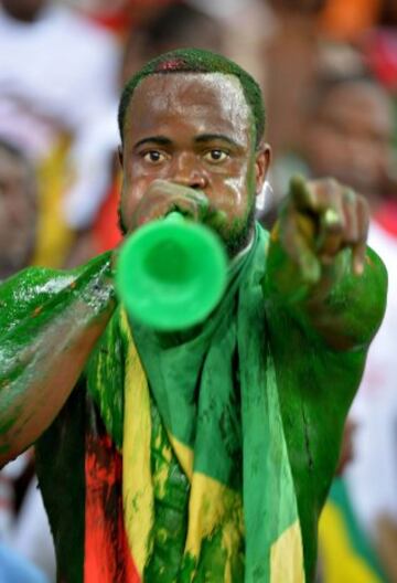 Color en las gradas de la Copa de ?frica