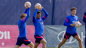 Wass, Su&aacute;rez y Llorente en la sesi&oacute;n del Atl&eacute;tico.