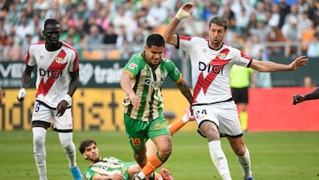 Cucho, ante el Rayo.