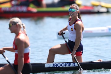 La gallega, doble subcampeona mundial este ciclo, se queda cerca del bronce en la prueba de C1 200 y el piragüismo cierra con tres medallas.
