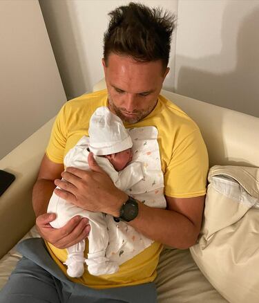 Rafael Olarra y Lucila Vit fueron padres: la primera foto de su hija Agustina