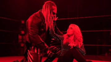 Bray &#039;The Fiend&#039; Wyatt y Alexa Bliss, en SmackDown.